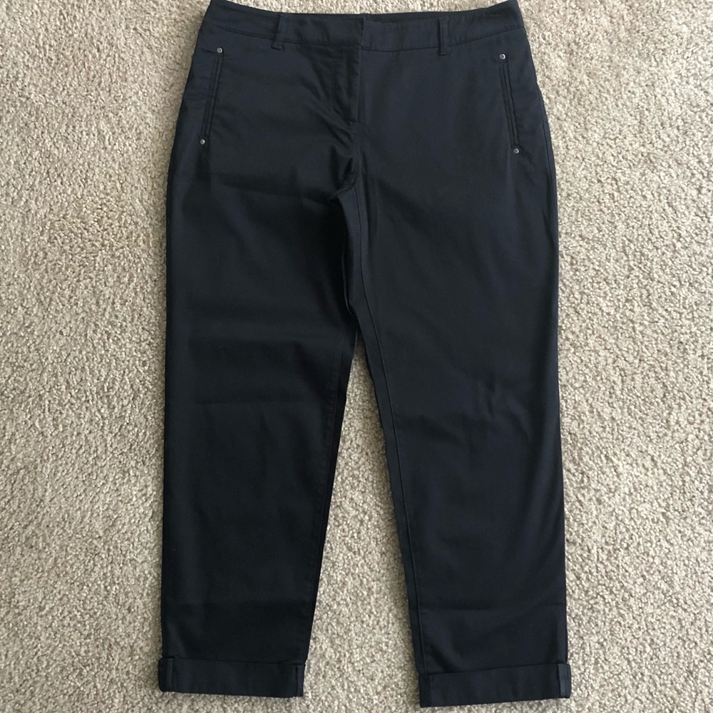 Like new WHBM cropped pants❤️
